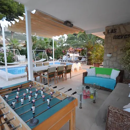 Villa Las Nieves 17Pers Villa