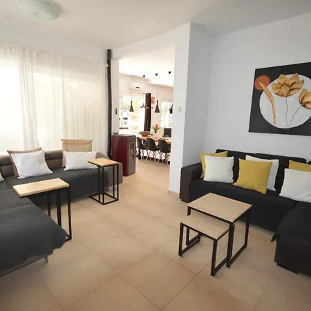 Villa Villa Las Nieves 17Pers *