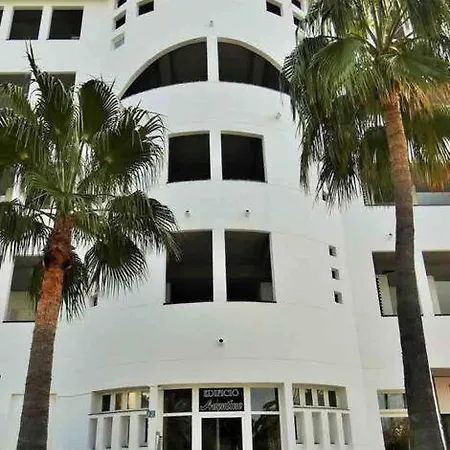 Lovely 2 Bedroom 2nd Line To * El Albir