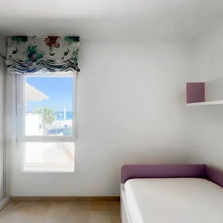 Apartment Beachfront Luxury Albir