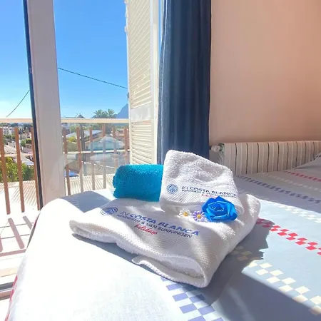 Casa La Familia En Albir