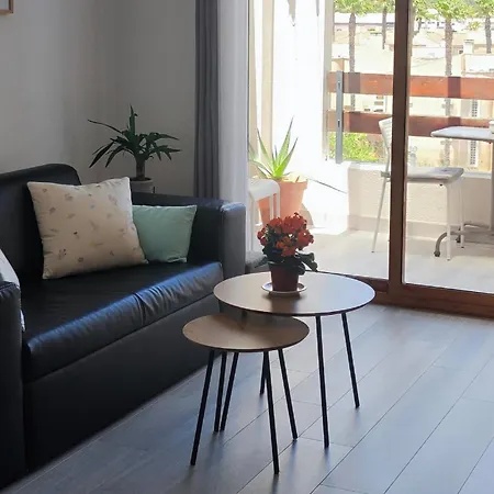 Piso Ardilla Apartment *