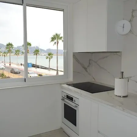 Beachfront 2-bedroom, Sleeps 6, Pool, Restaurants * El Albir