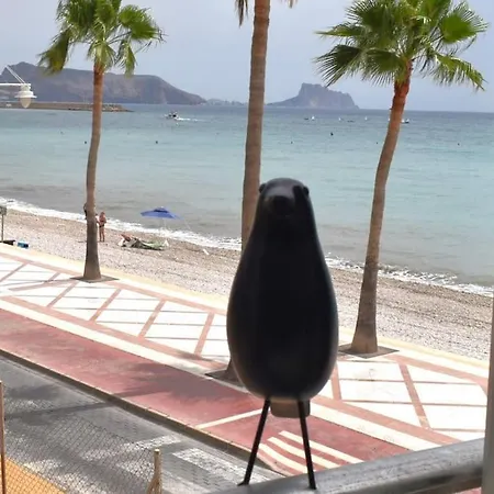 Appartement Beachfront 2-bedroom, Sleeps 6, Pool, Restaurants El Albir