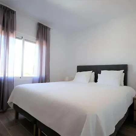 Apartment Yamato Albir