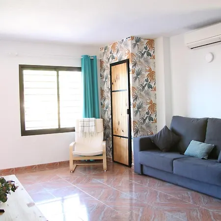 Apartamento El Faro Albir