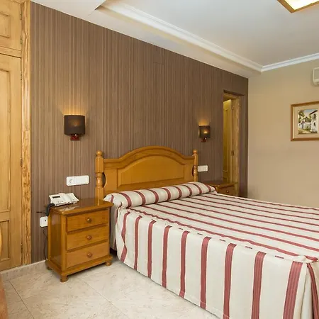 Hotel Noguera 2*