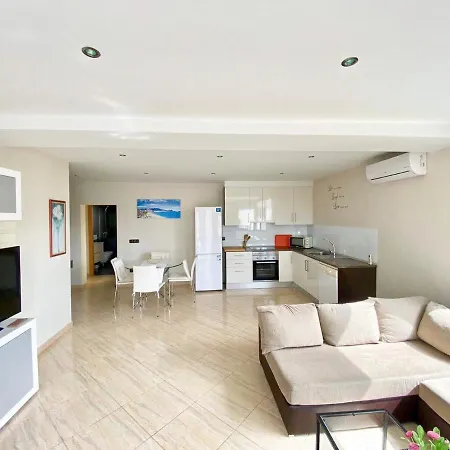 Apartment Paraiso