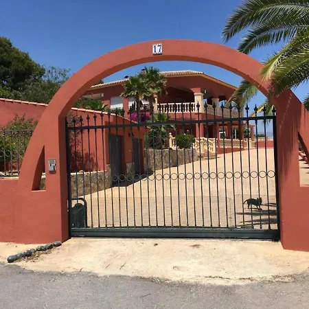 Paloma Blanca Apartment *