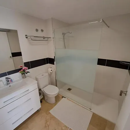 Apartamento Three Bedroom In Albir - Playamar Ii