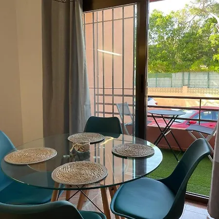 El Nuevo Faro Apartment *