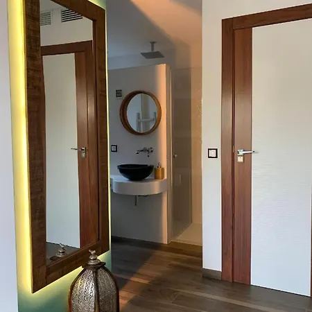 Kharisma Bed & Breakfast