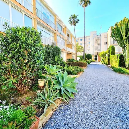 A Un Paso De La Playa Con Piscina Privada * El Albir