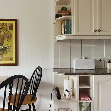 Isabel Apartment