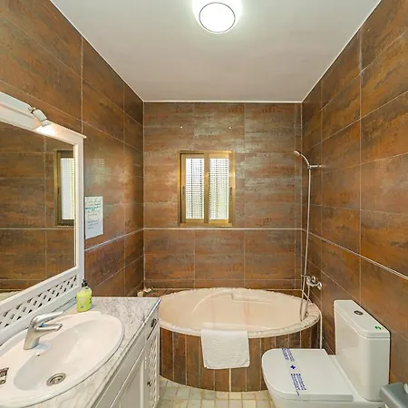 Santana Family Spaniahome Holiday home *