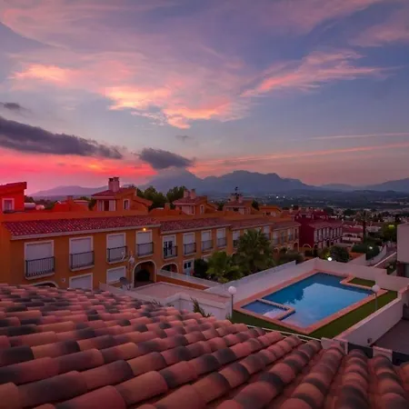 Holiday home Adosado En Zona Tranquila Del Albir