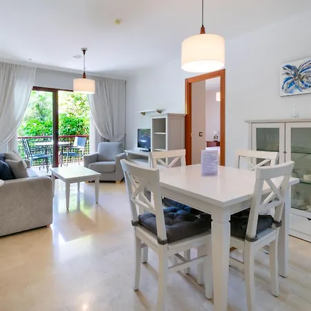 Albir Confort - Avenida 1 Dorm El Albir