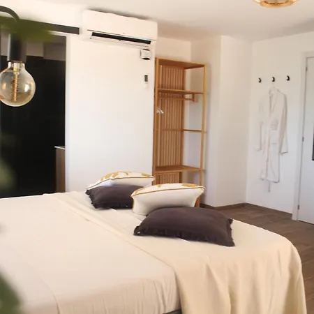 Casa La Siesta Albir Bed & Breakfast *