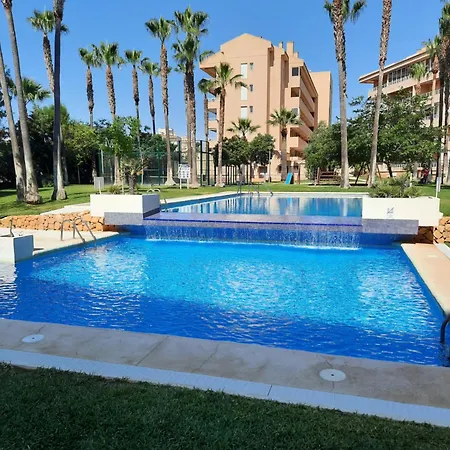 Comfortabel Hoekappartement Vlakbij Het *