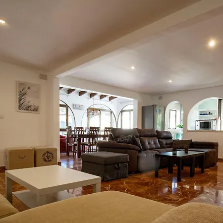 Luxury Private Complex El Albir