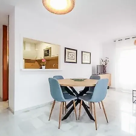 Apartment 2 Minutes From The El Albir