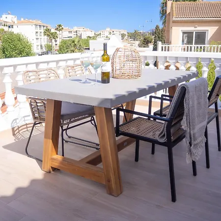 Apartment Casa Naru Albir, Duplex Met Ruim Terras En Buitenkeuken