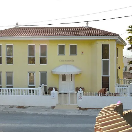 Amarilla Casa Apartment