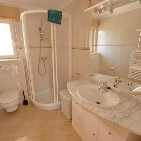 Amarilla Casa * El Albir