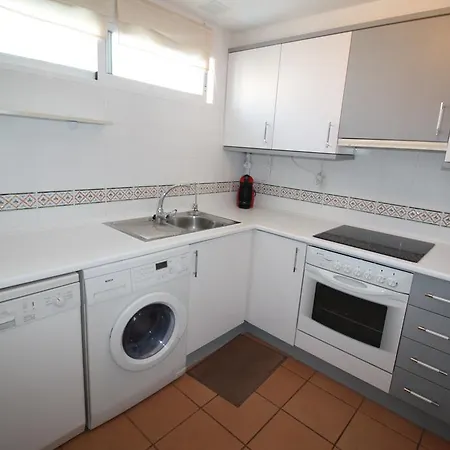 Apartament Albir Playa Holiday Apartment *