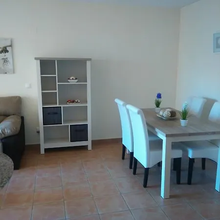 Luna Y Rosa Apartment *