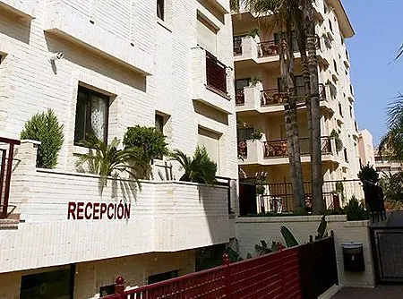 Apartamentos Albir Confort - Avenida III Apartment *