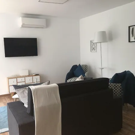 Esmeralda Apartment