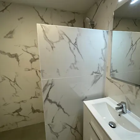 Apartment Aventino Albir