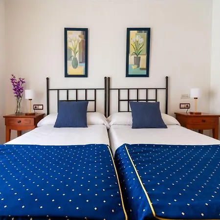 Albir Confort - Avenida 1 Dorm El Albir