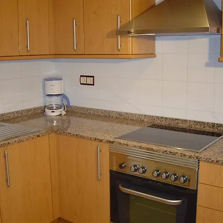 Albir Confort - Avenida 1 Dorm El Albir