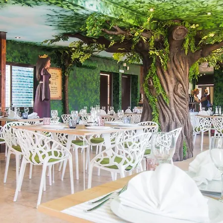 Resort Magic Robin Hood El Albir