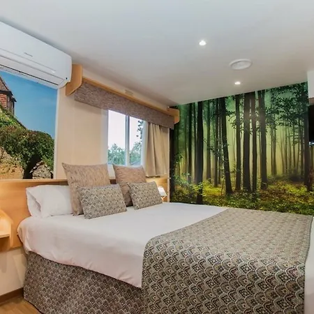 Magic Robin Hood Resort El Albir