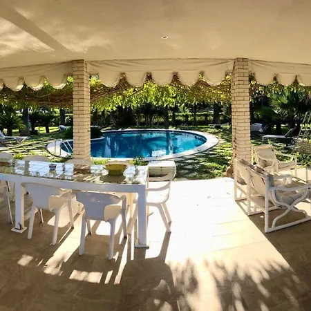 Casa Jardin *